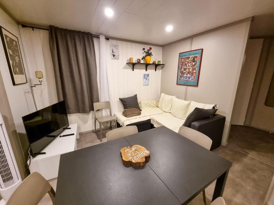 La Cabane 27 ~ Chalet Cosy Au Bord Du Lac De Peyre Labouheyre Ngoại thất bức ảnh